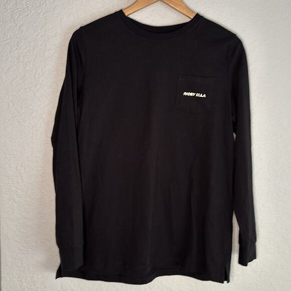 NEW Ivory Ella Limited Edition Christmas Tee Long Sleeve Plaid Black Red Medium - Picture 2 of 5